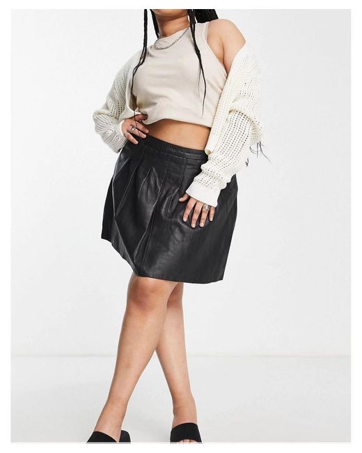 Barneys Originals Barney's Plus Real Leather Pleated Mini Tennis Skirt in  Black | Lyst UK