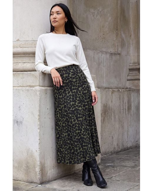 Roman Black Smudge Spot Skirt