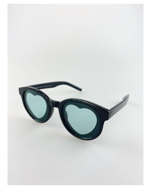 SVNX Black Plastic Round Frame Sunglasses With Heart Lenses