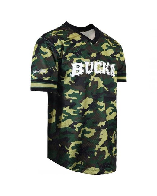 Mitchell & Ness Green Milwaukee Bucks T-Shirt for men