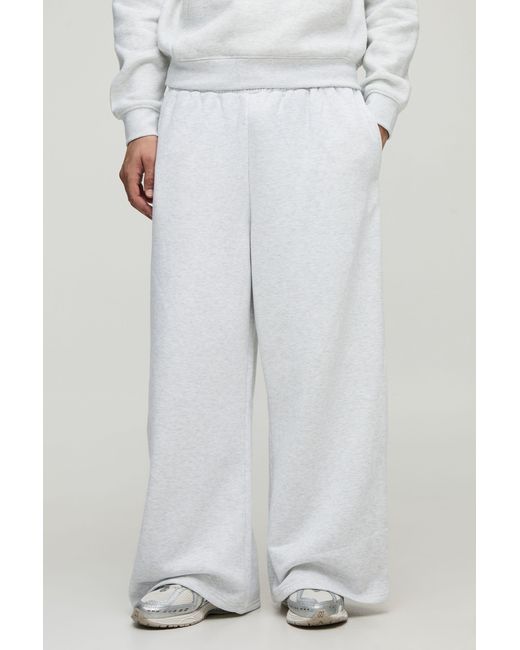 BoohooMAN White Basic Extreme Wide Leg Jogger for men