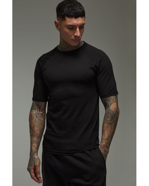 BoohooMAN Black Tall Active Gym Raglan Muscle Fit T-Shirt for men
