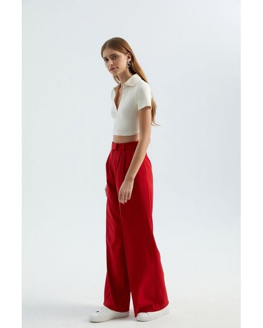 Hiccup Red V Neck Polo Crop Top