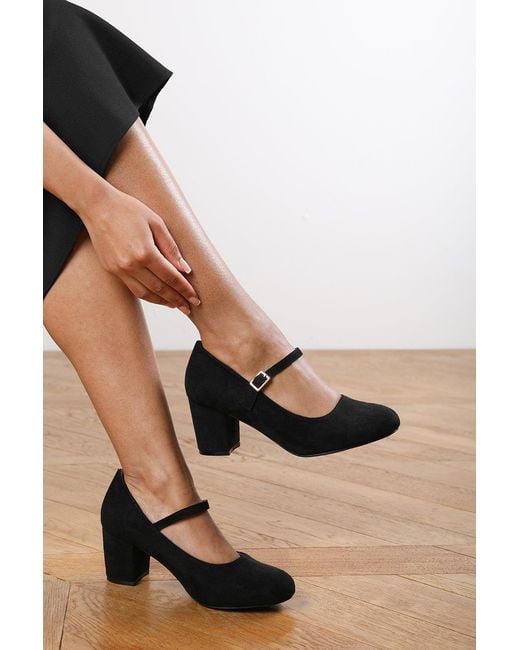 Where's That From Black Wheres 'Cadence' Block Heel Court Shoes