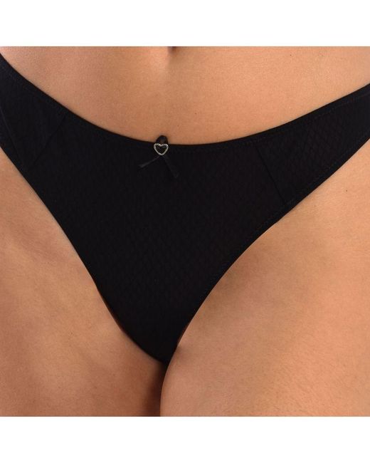 Selene Black Thong With Elastic Fabric For Sonia Model. Elegant, Comfortable And A Perfect Fit