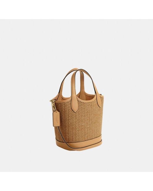 Bucket bag canada deals