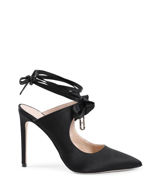 Dee Ocleppo Dominic Mule in het Black