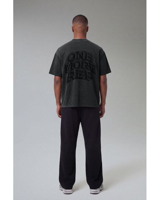 BoohooMAN Gray One More Rep Washed Oversized Extended Neck T-Shirt for men