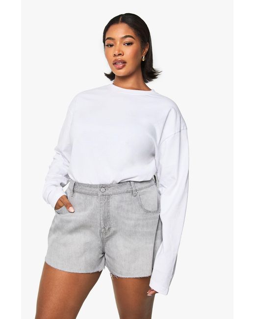 Boohoo White Plus Raw Hem Denim Short