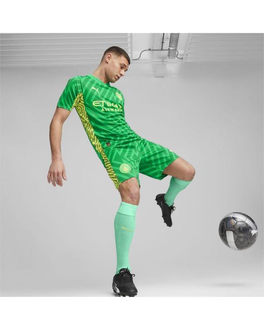 PUMA Green Manchester City Goalkeeper Shorts for men