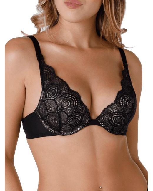 Wonderbra Black Refined Glamour Triangle Push Up Bra