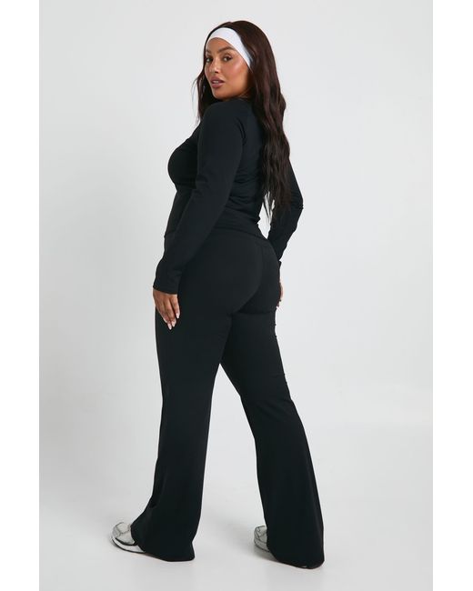 Boohoo Black Plus Super Soft High Waist Flared Legging