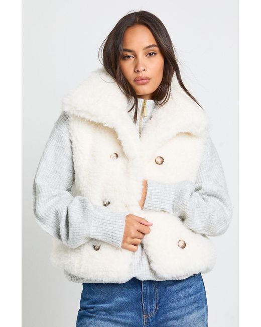 Boohoo White Oversized Collar Faux Fur Gilet