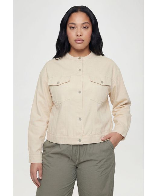 Boohoo Natural Plus Cinched Twill Collarless Shirt