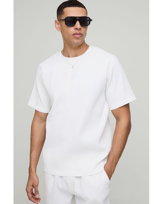 BoohooMAN White Regular Fit Pleated T-Shirt for men