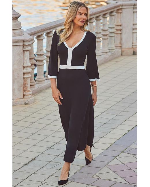 Sosandar Gray Contrast Trim Fit & Flare Knitted Midi Dress