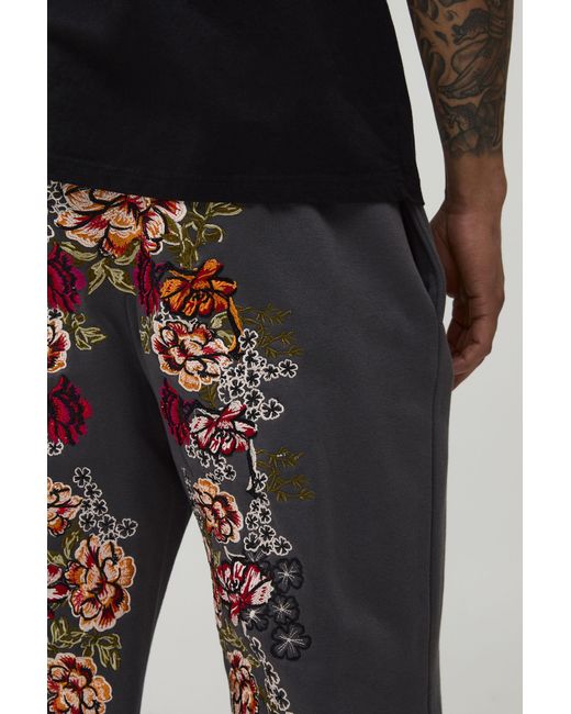 BoohooMAN Black Straight Fit Floral Embroidered Jogger for men