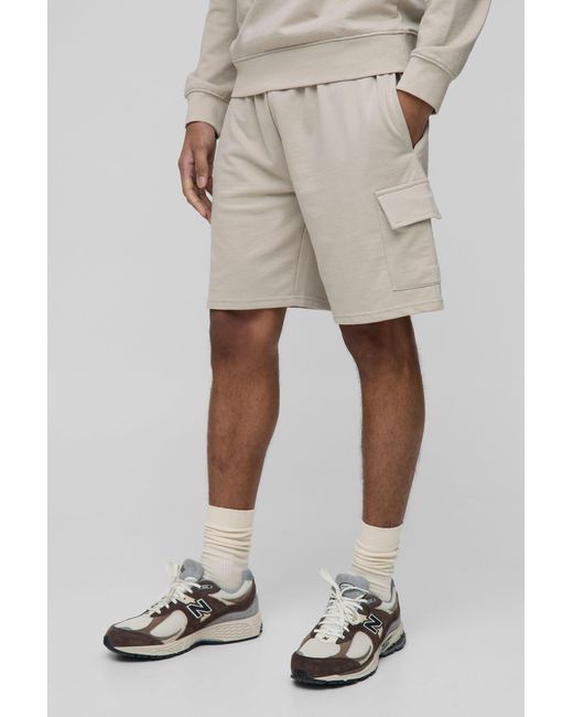 BoohooMAN Natural 260gsm Loopback Basic Relaxed Fit Mid Length Cargo Shorts for men
