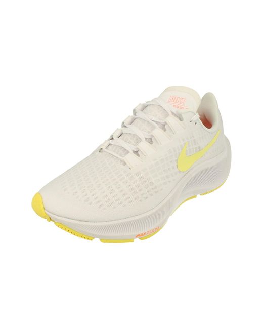 Nike White Air Pegasus 37 Trainers