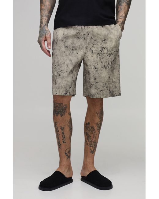 BoohooMAN Natural Tall Bleach Wash Textured Relaxed Fit Shorts for men