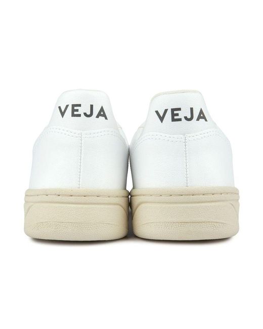 Veja V-10 Sneakers in het White
