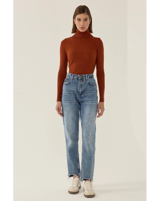 Hiccup Red Slim Fit Turtleneck Sweater
