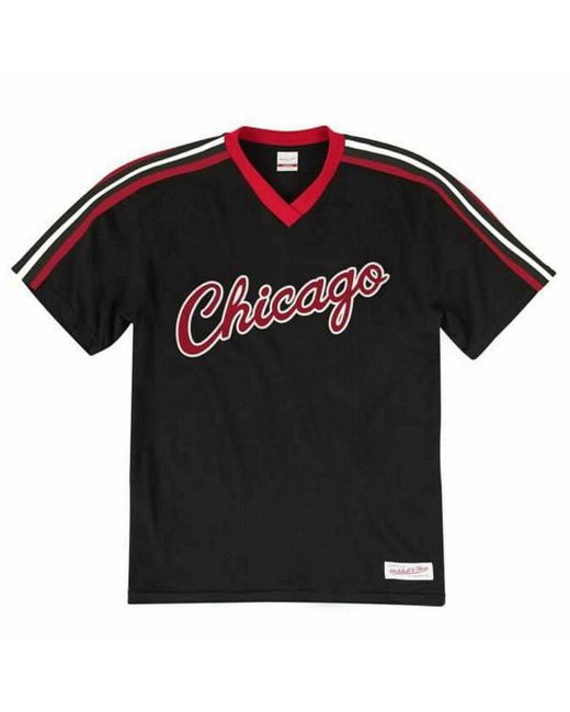 Mitchell & Ness Black Chicago Bulls T-Shirt for men