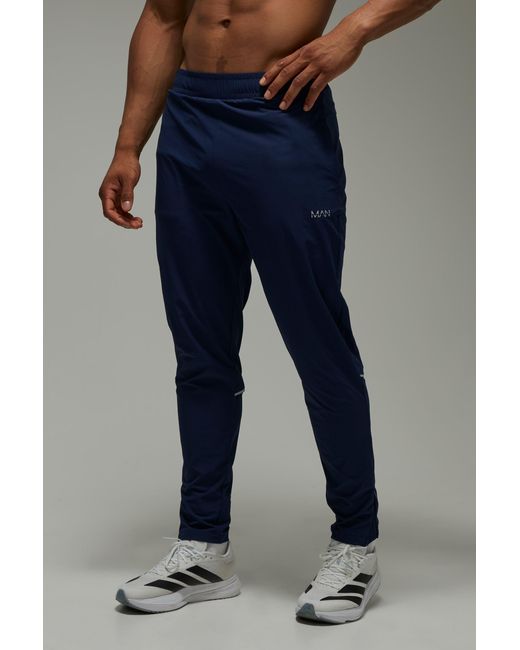 BoohooMAN Blue Active Running Vent Tapered Jogger for men