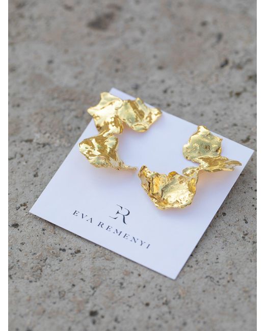 EVA REMENYI Metallic Talisman Flow Earrings