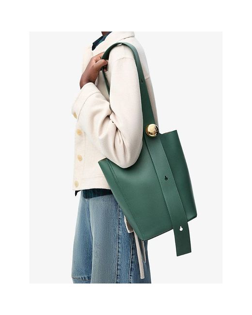 Loewe Pebble Medium Leather Bucket Bag in Green | Lyst