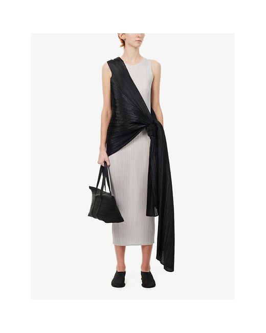 Pleats Please Issey Miyake Black Stole Pleated Knitted Shawl