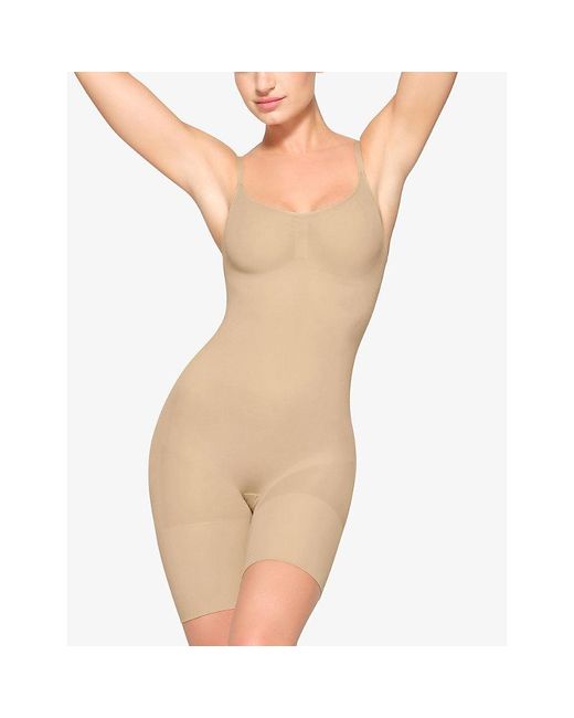 Skims Everyday Sculpt Ruched Stretch-woven Body in Natural