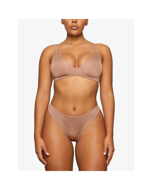 Skims Pink Wireless Form Push-Up Bra