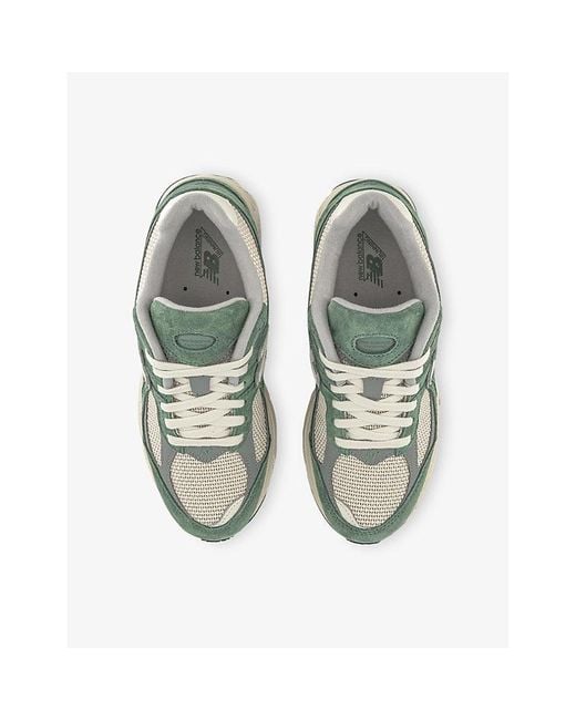 New Balance Green 2002 Panelled Suede Trainers for men