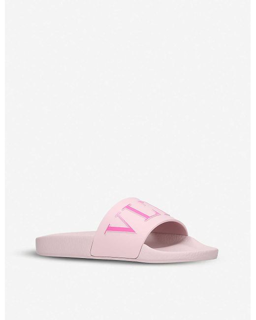 Valentino Garavani Vltn Rubber Sliders in Pale Pink (Pink) - Lyst