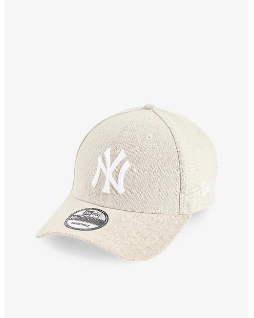 KTZ White 9forty New York Yankees Woven Cap for men