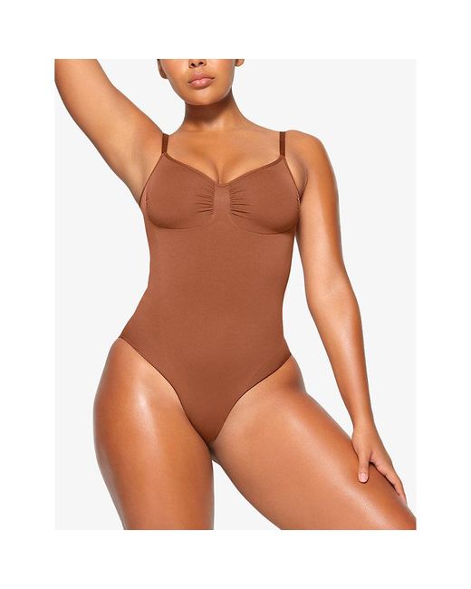 Skims White Seamless Sculpt Fitted Stretch-woven Body