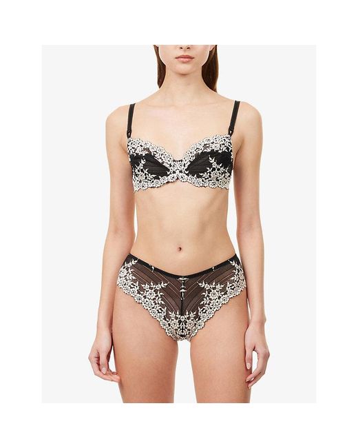 Wacoal Black Embrace Lace Underwired Lace Bra