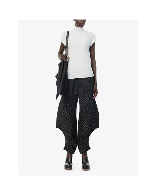Issey Miyake White Pleated High-neck Knitted Top