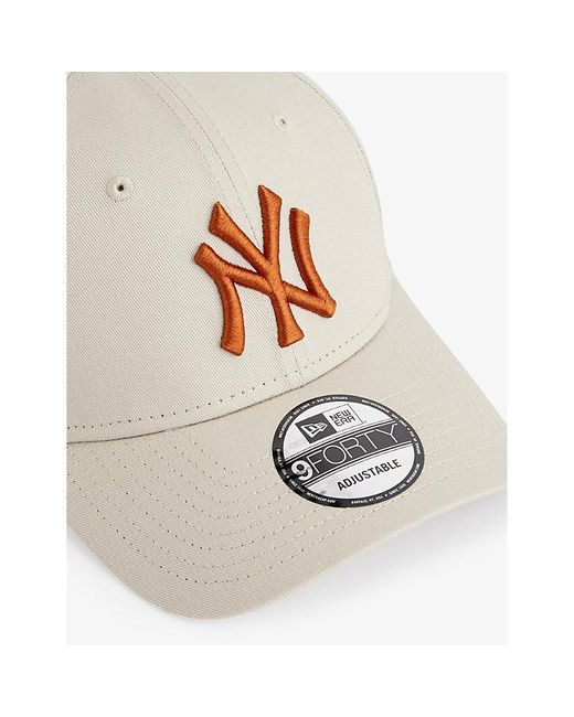 KTZ White 9forty New York Yankees Cotton Baseball Cap for men