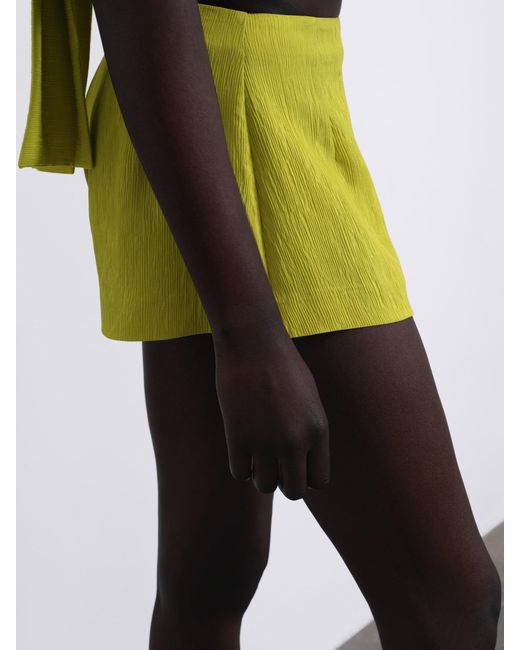 Sélone Green Helia Relaxed Shorts