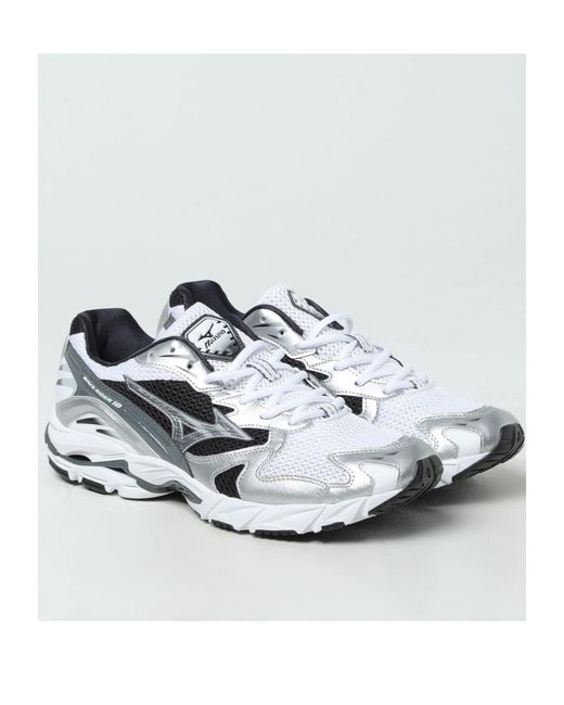 Mizuno White Wave Rider 10 Lace-Up Sneakers
