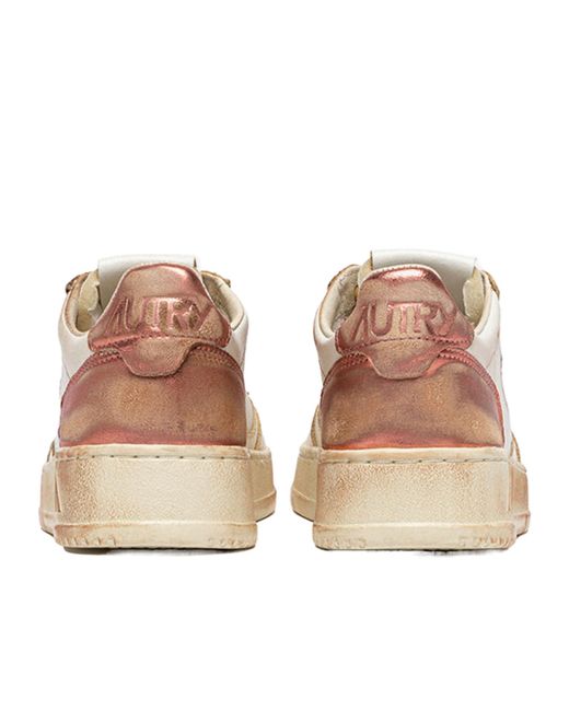 Autry Pink Medalist Super Vintage Low-Top Sneakers