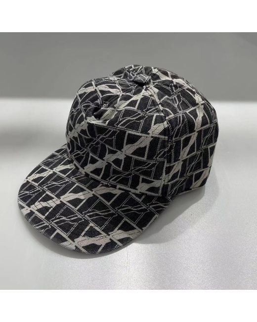 we11done Black Logo Baseball Hat for men