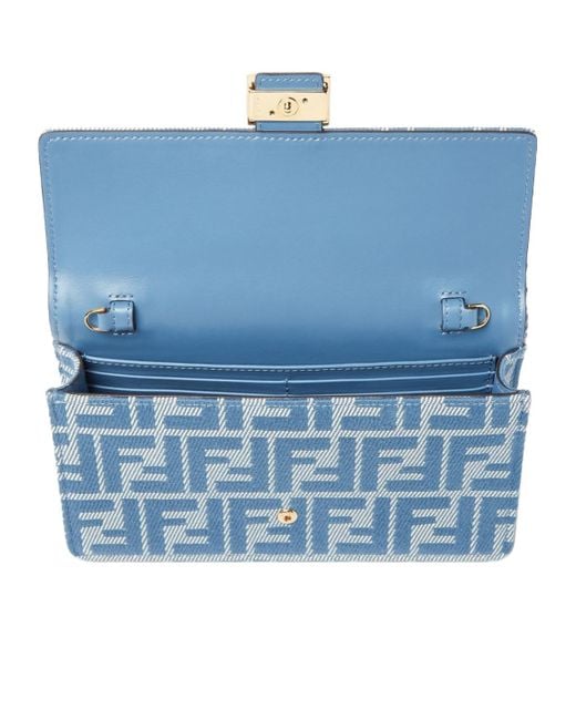 ショルダーバッグ・ポシェット FENDI BAGUETTE WALLET ON CHAIN IN FF JACQUARD FF Jacquard Baguette Wallet On Chain – Modecraze Inc.