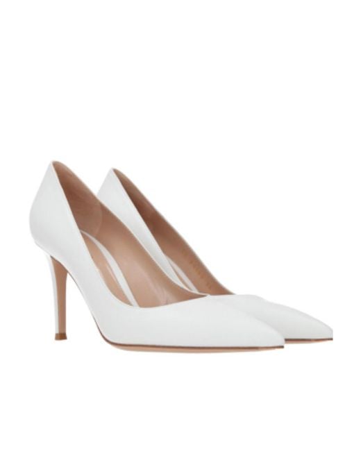 Gianvito Rossi White Gianvito Pointed Toe Pumps