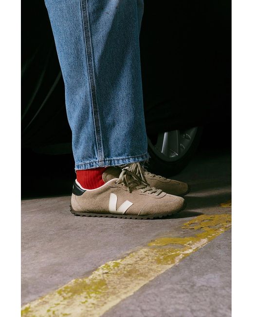 Veja Natural Retro Low-Top Sneakers for men