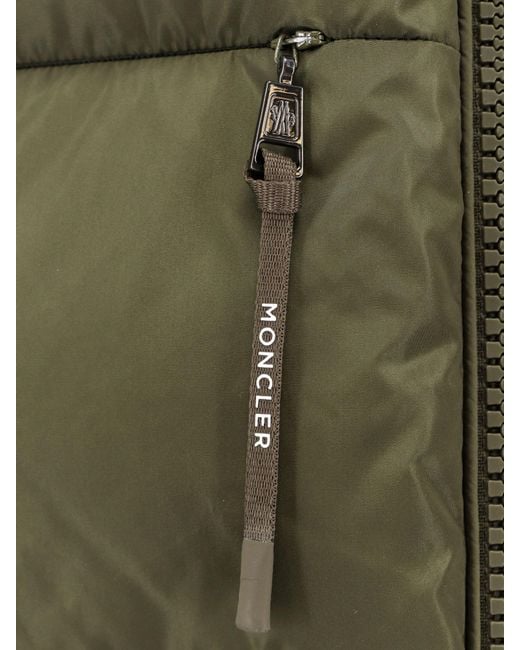 Moncler Green Logo Patch Zip-Up Puffer Jacket for men