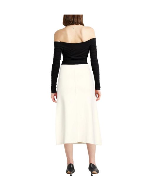 Max Mara White Solid Color Knitted Umbrella Skirt