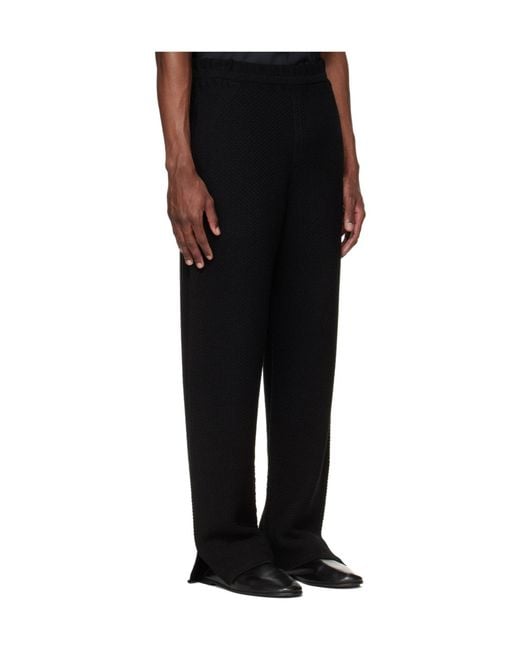 Homme Plissé Issey Miyake Black Elastic Waist Knit Casual Pants for men